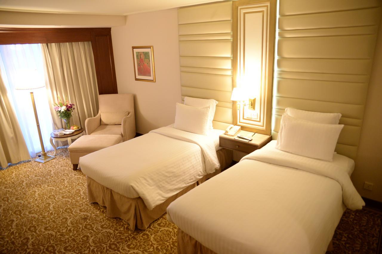 Pearl Continental Hotel, Karachi Exterior photo A room at the hotel